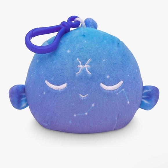 TeeTurtle Reversible Zodiac Pisces Keychain ♓️ - Picture 3 of 4